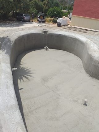 Gunita para piscinas infinitas